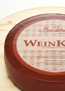 SEMI-HARD WINE CHEESE - MILD TASTE