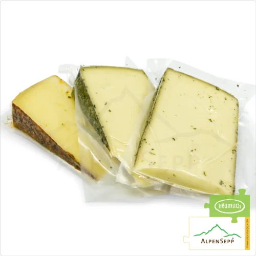 CHEESE GIFT BOX » HELLO ALPS « | GESCHENKBOX » ALPENGRUSS « | 2,5 kg of pure flavour with Heumilch® Alpine cheese for gifting 9 CHEESE GIFT BOX 'Alpengruss' | 2,5 kg