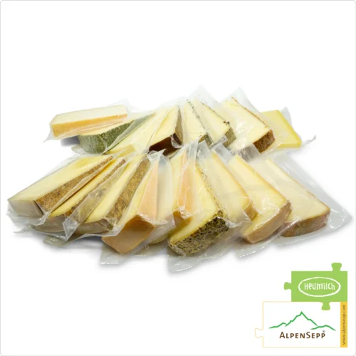 MEGA CHEESE BOX | MEGA KÄSE BOX | Up to 18 lactose-free hay milk cheese varieties straight from the cheese cellar | 4,1 kg for the ultimate tasting party 7 MEGA Cheese Box | Up to 18 lactose-free hay milk cheese varieties straight from the cheese cellar | 4,1 kg for the ultimate tasting party