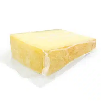 MOUNTAIN CHEESE - ALPINE CHEESE - mild | Aged 4 months | Austrian Lactose-free DELUXE hay-milk hard cheese, straight from the cheese cellar | Mildly aromatic cheese with a flavor guarantee. Feedimage.